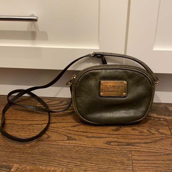 Marc By Marc Jacobs Handbags - Marc by Marc jacobs leather crossbody bag